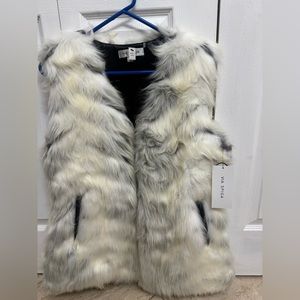 Via  Spiga  Faux Fur vest